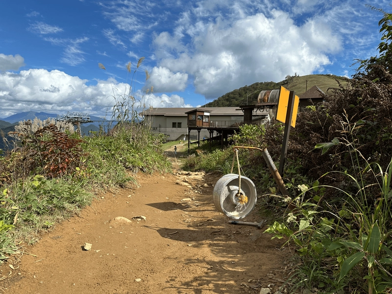 End of the dirt trail has a gong