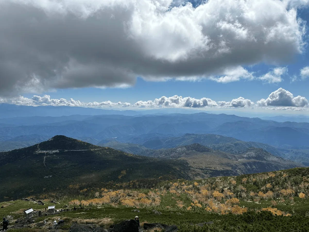 Another photo of the mountain below. You can see the yellow autumn leaves on the right.