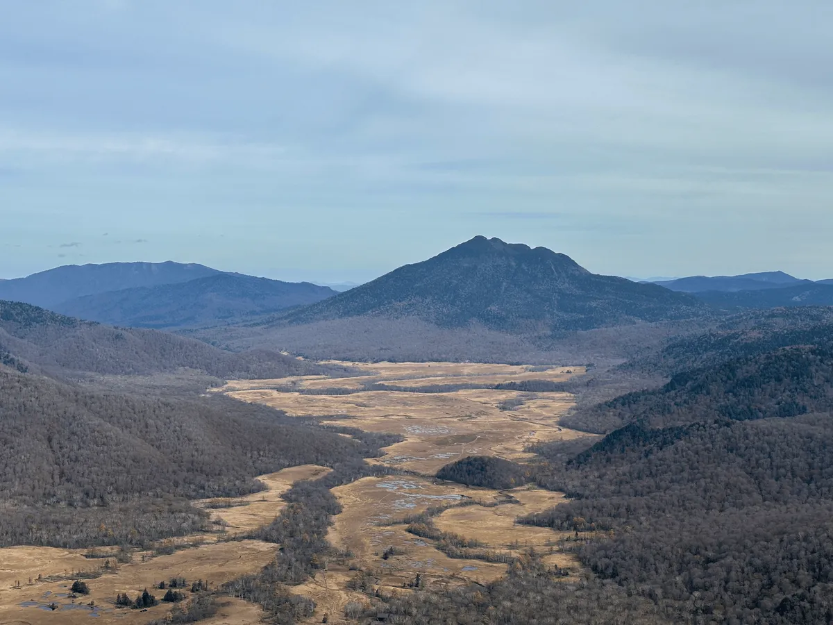 Mt Hiuchigatake and the marsh