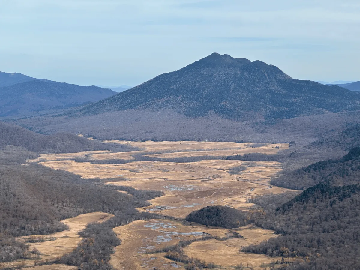 Mt Shibutsu (至仏山)