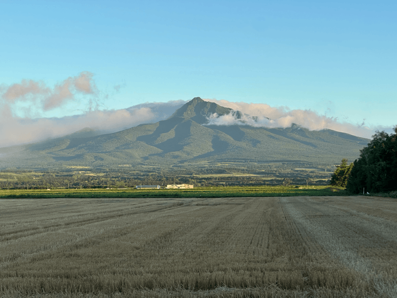 Mt Shari (斜里岳)