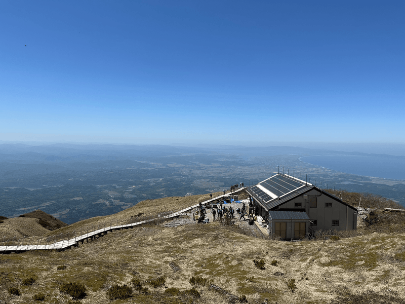 summit mountain hut